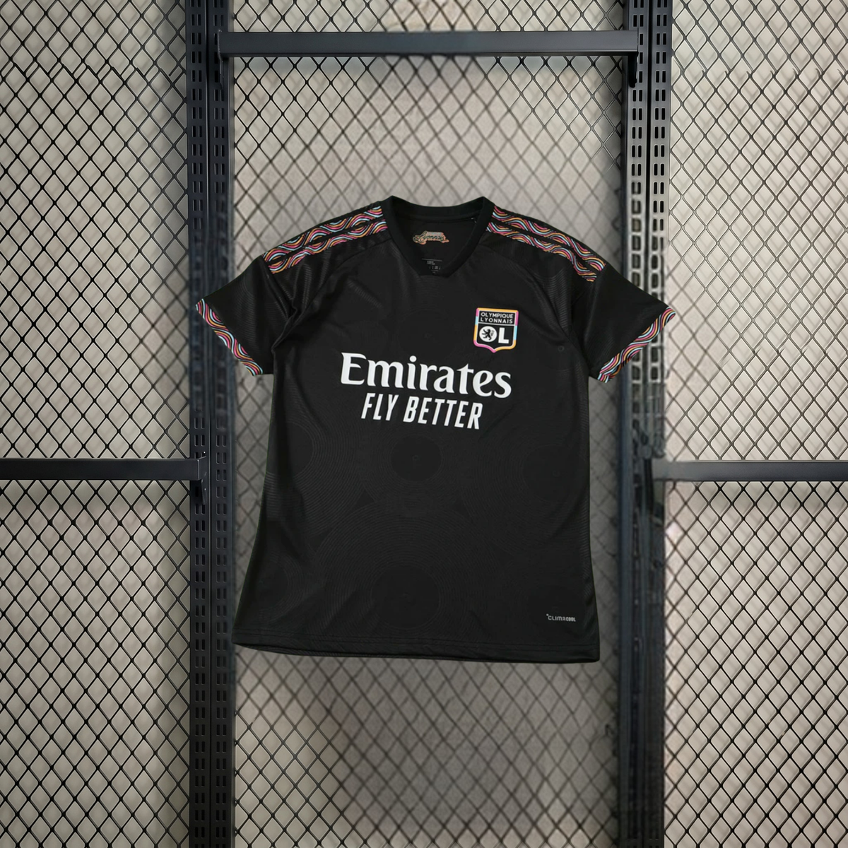 Olympique Lyon third 26/27