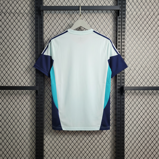Arsenal training kit