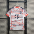 Bayern München home 25/26